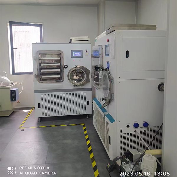 2 sets NEL-100F Freeze Dryer Lyophilizer 8 Tray With Vacuum Pump